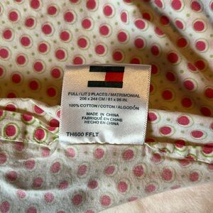 Tommy Hilfiger cute full size dotted sheets